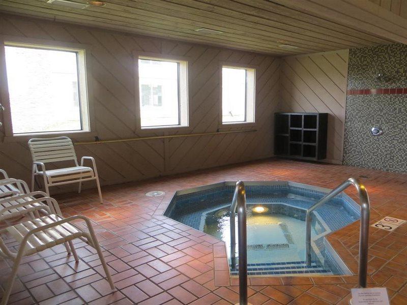 Ramada By Wyndham Wisconsin Dells I-90 Hotel Lake Delton Екстериор снимка