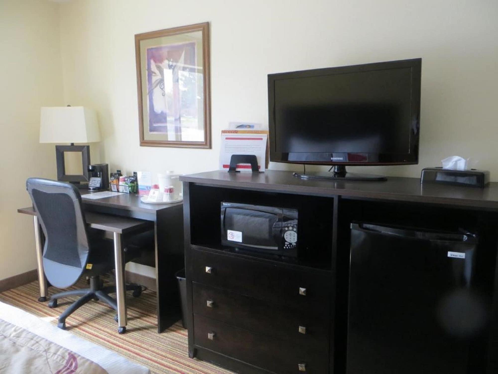 Ramada By Wyndham Wisconsin Dells I-90 Hotel Lake Delton Екстериор снимка