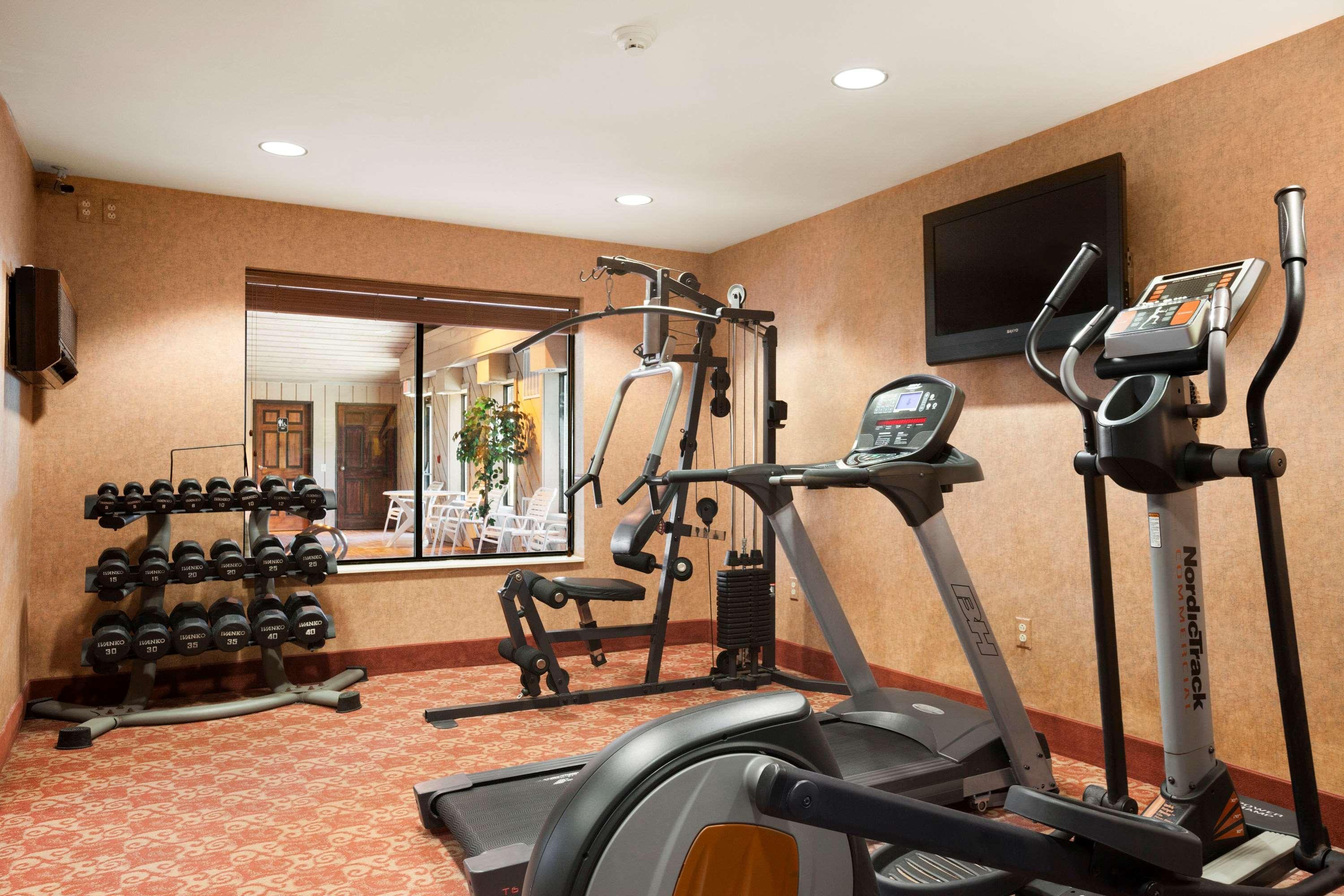 Ramada By Wyndham Wisconsin Dells I-90 Hotel Lake Delton Екстериор снимка