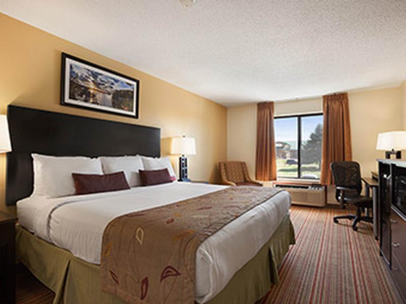 Ramada By Wyndham Wisconsin Dells I-90 Hotel Lake Delton Екстериор снимка