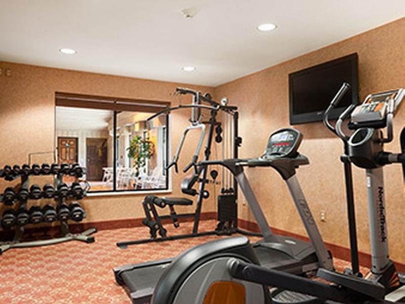 Ramada By Wyndham Wisconsin Dells I-90 Hotel Lake Delton Екстериор снимка