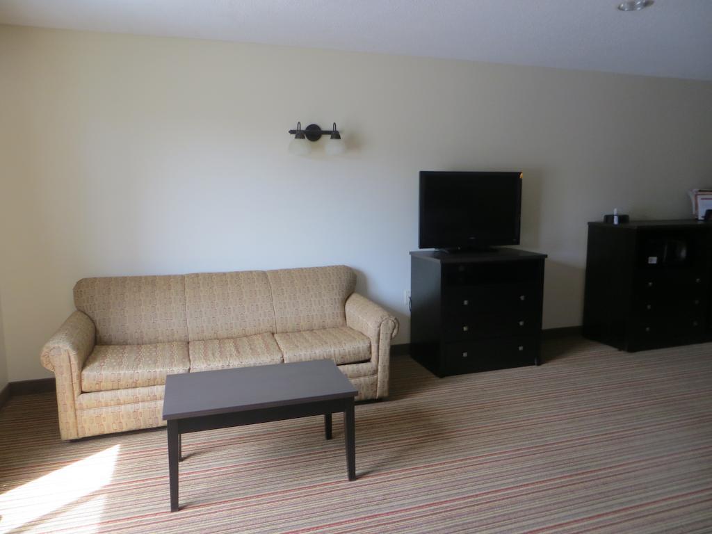 Ramada By Wyndham Wisconsin Dells I-90 Hotel Lake Delton Екстериор снимка