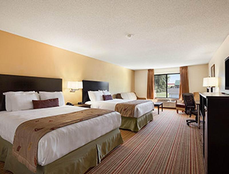 Ramada By Wyndham Wisconsin Dells I-90 Hotel Lake Delton Екстериор снимка